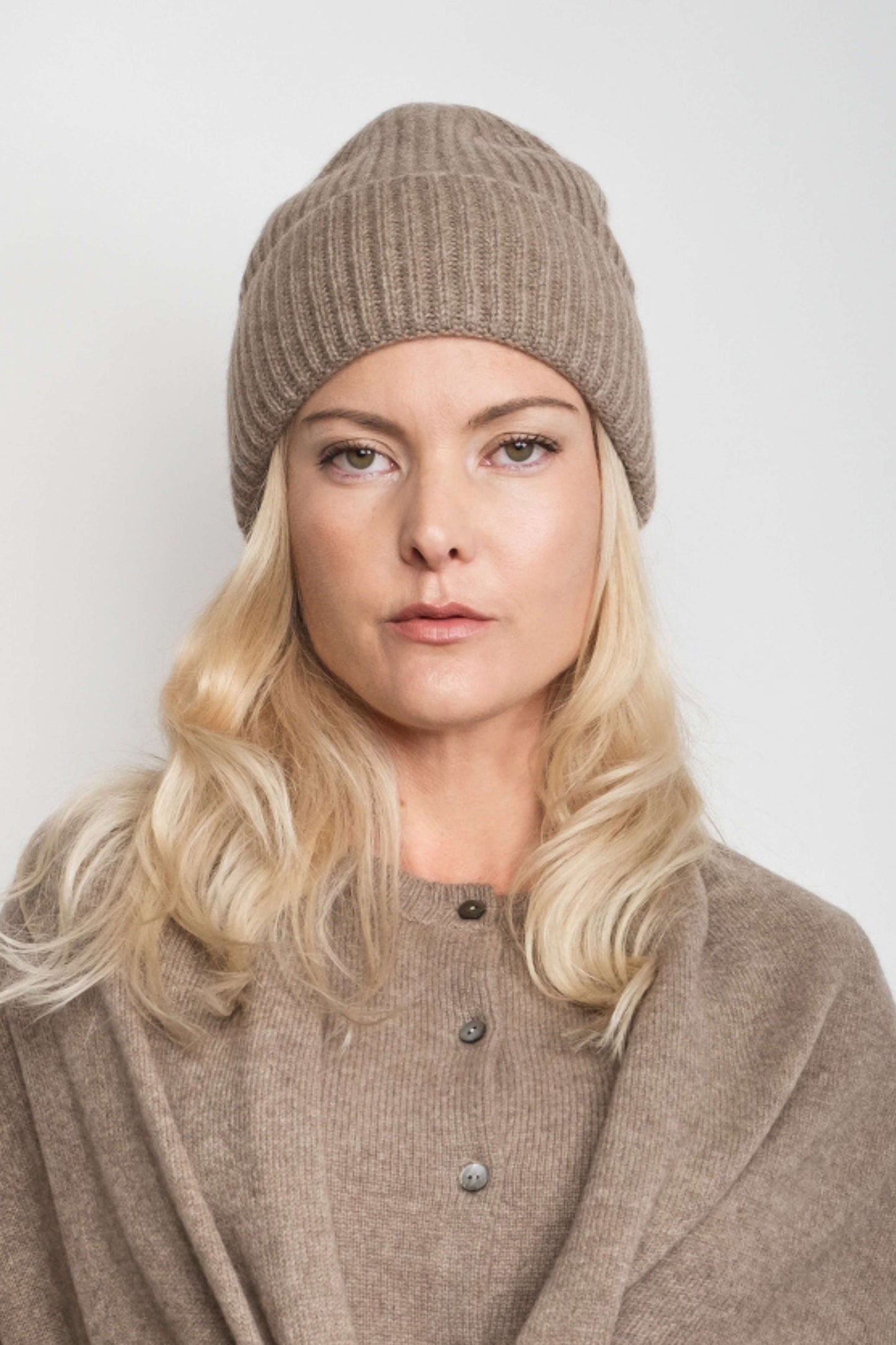 Cashmere Unisex Striped Beanie - Chestnut